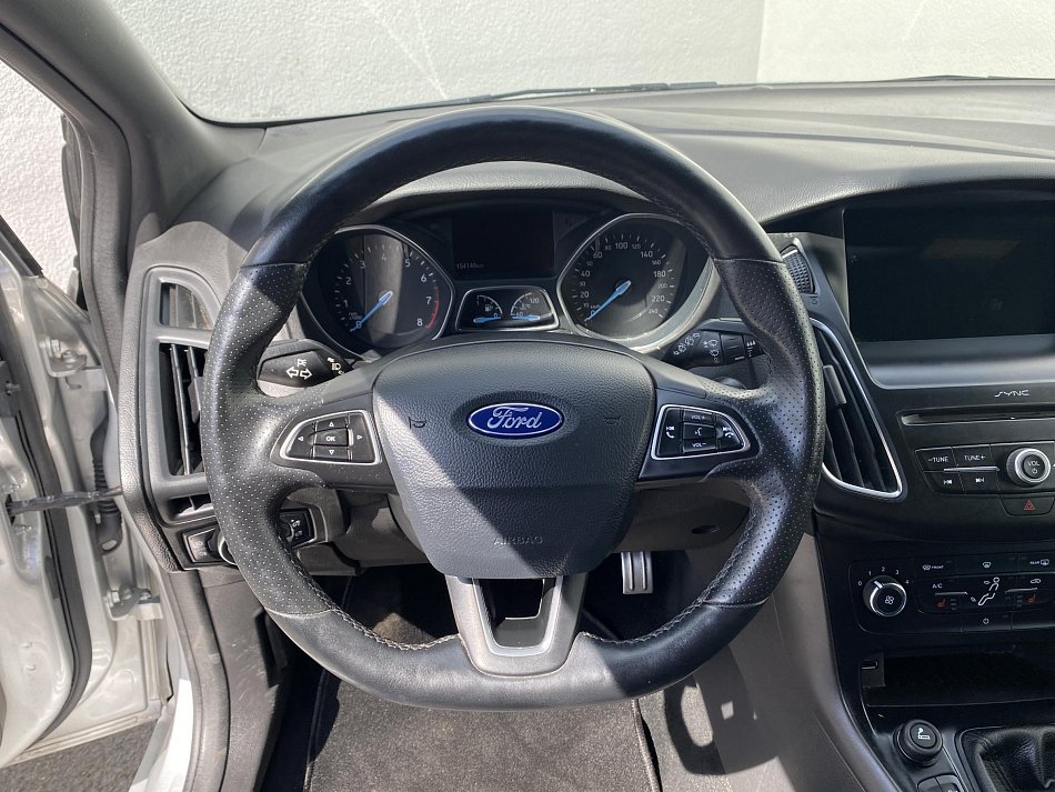 Ford Focus 1.0 EcoBoost ST-Line