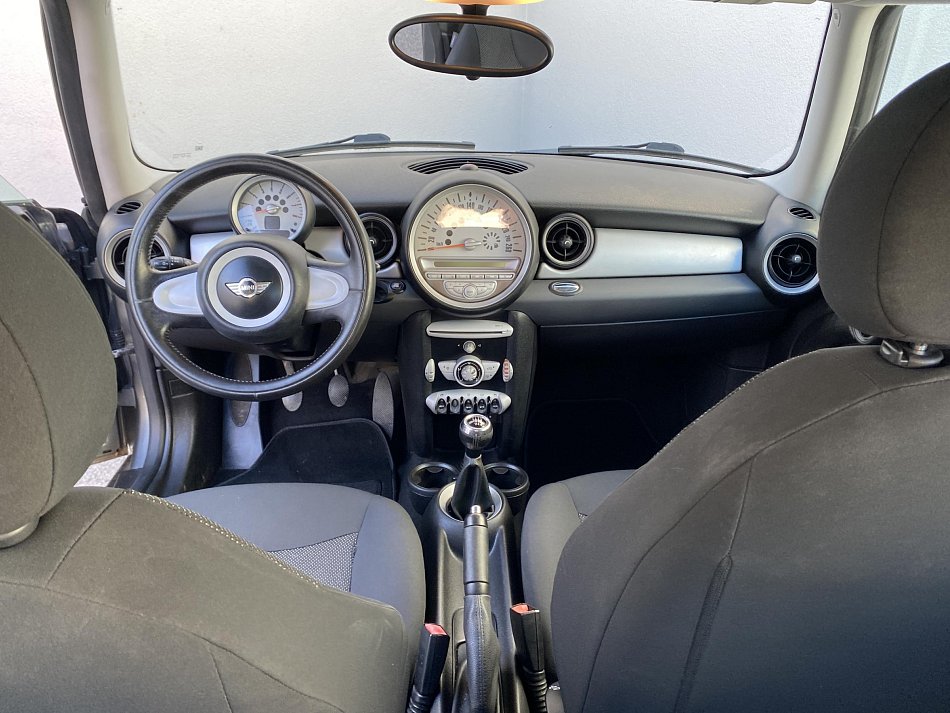Mini Cooper 1.6i 