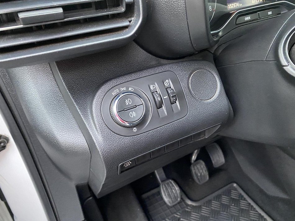 Opel Combo 1.2T Enjoy MAXi