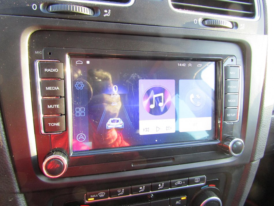 Volkswagen Golf 1.4TSI 