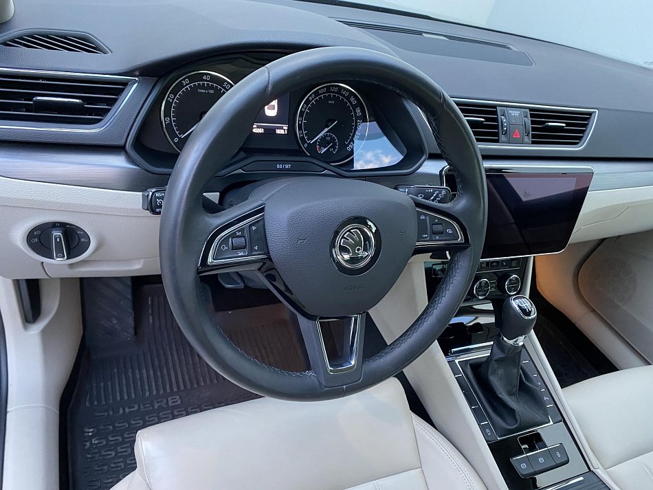 Škoda Superb III 1.5 TSi Style