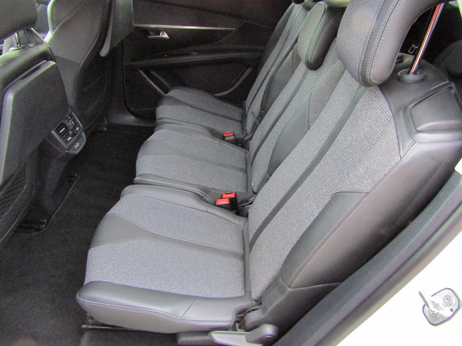 Peugeot 5008 1.2 THP Allure