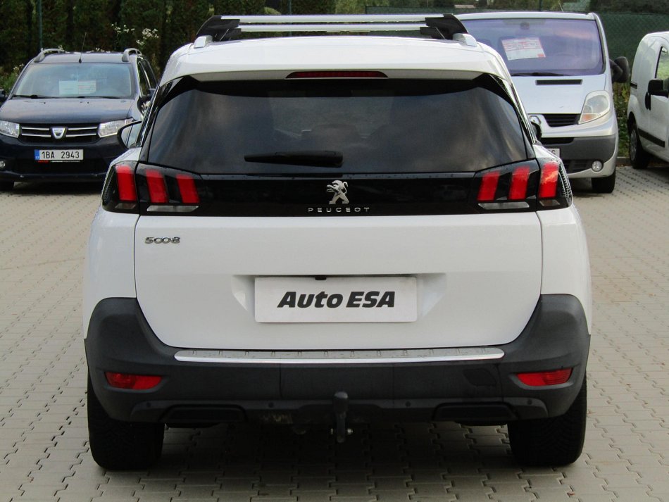 Peugeot 5008 1.2 THP Allure