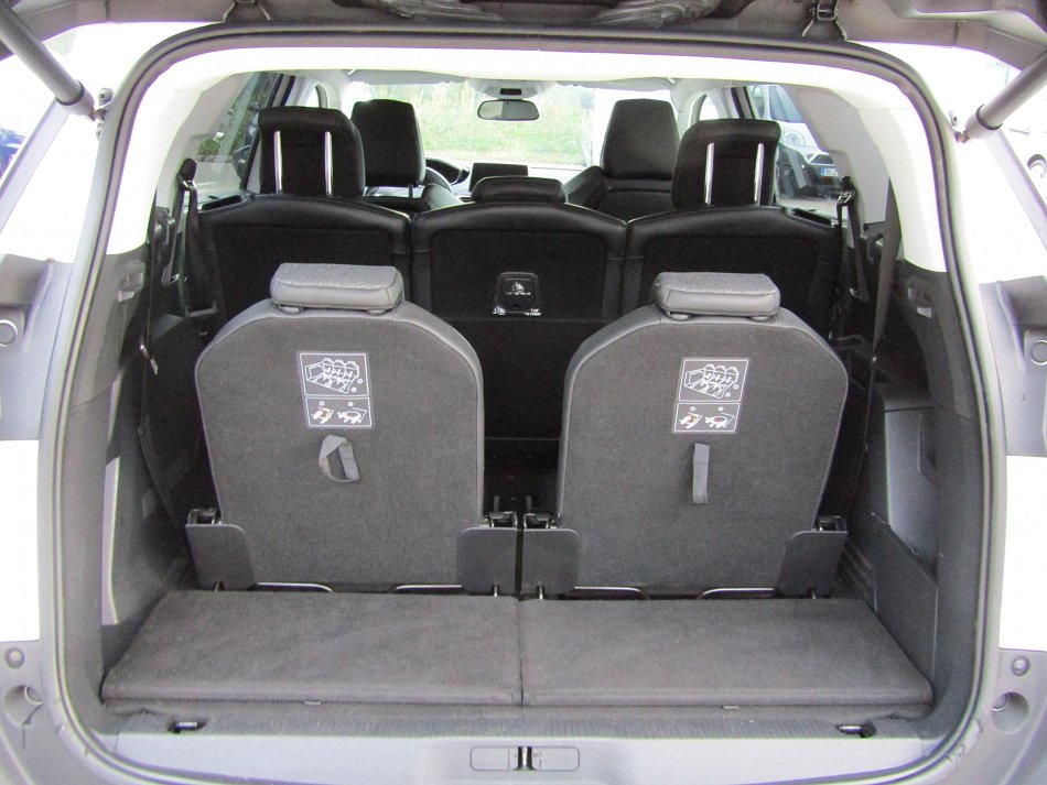 Peugeot 5008 1.2 THP Allure