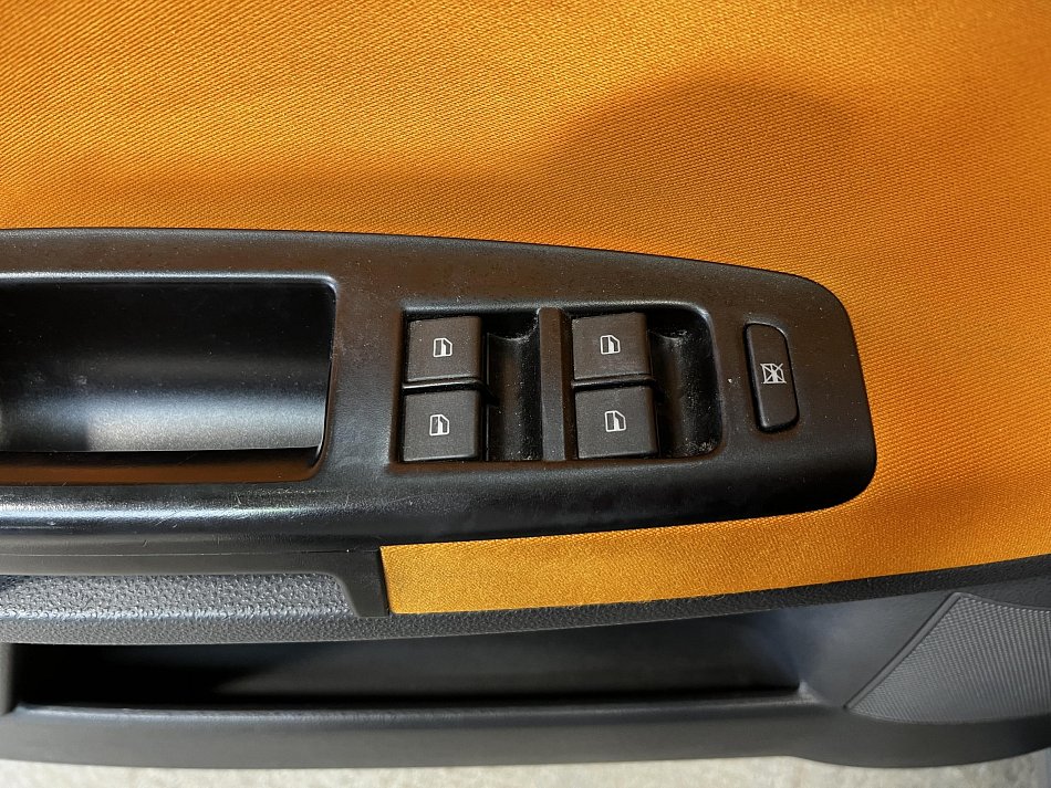 Volkswagen Polo 1.6 CROSS