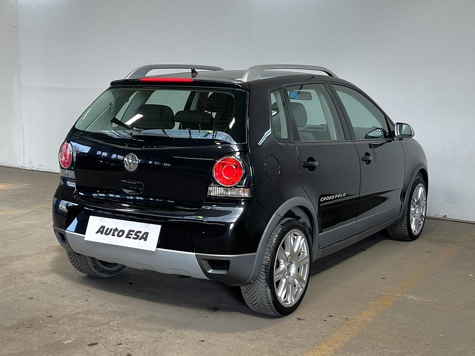 Volkswagen Polo 1.6 CROSS