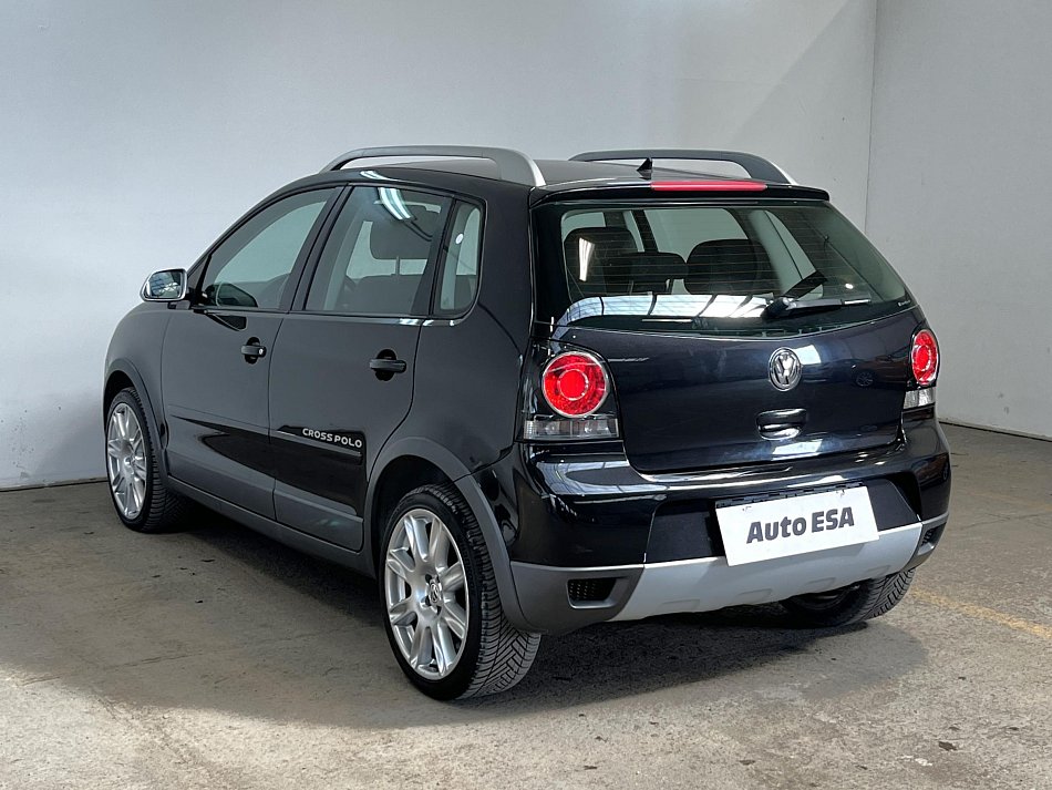 Volkswagen Polo 1.6 CROSS