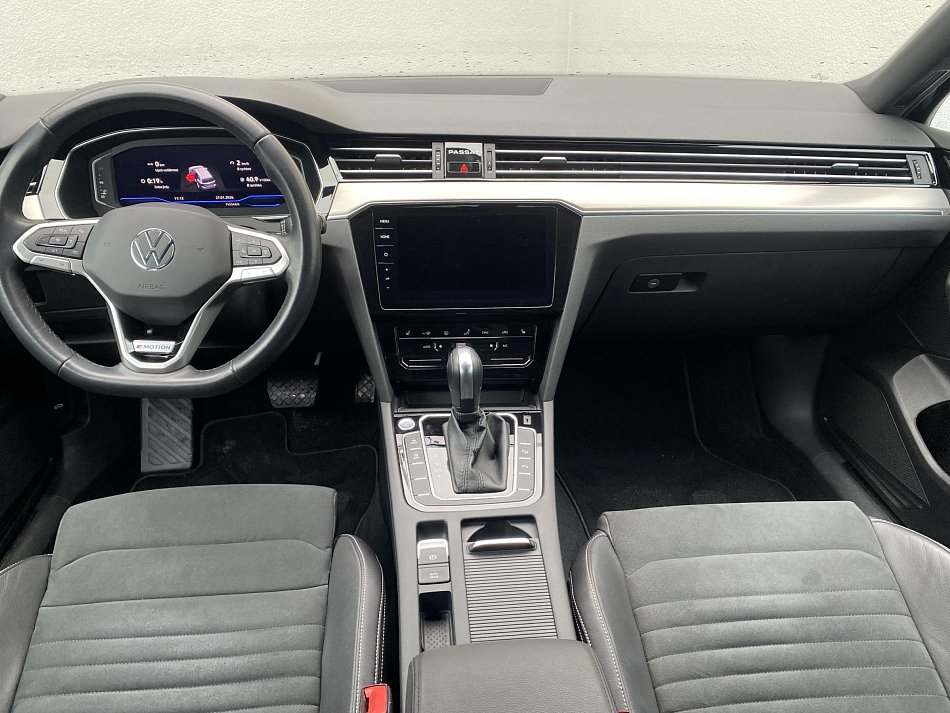 Volkswagen Passat 2.0 TDi Elegance 4MOTION