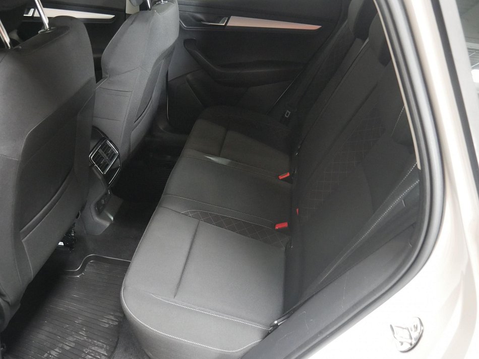 Škoda Karoq 1.6 TDi Ambition