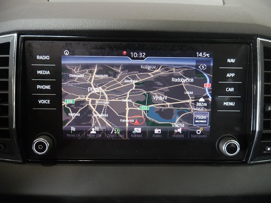 Škoda Karoq 1.6 TDi Ambition