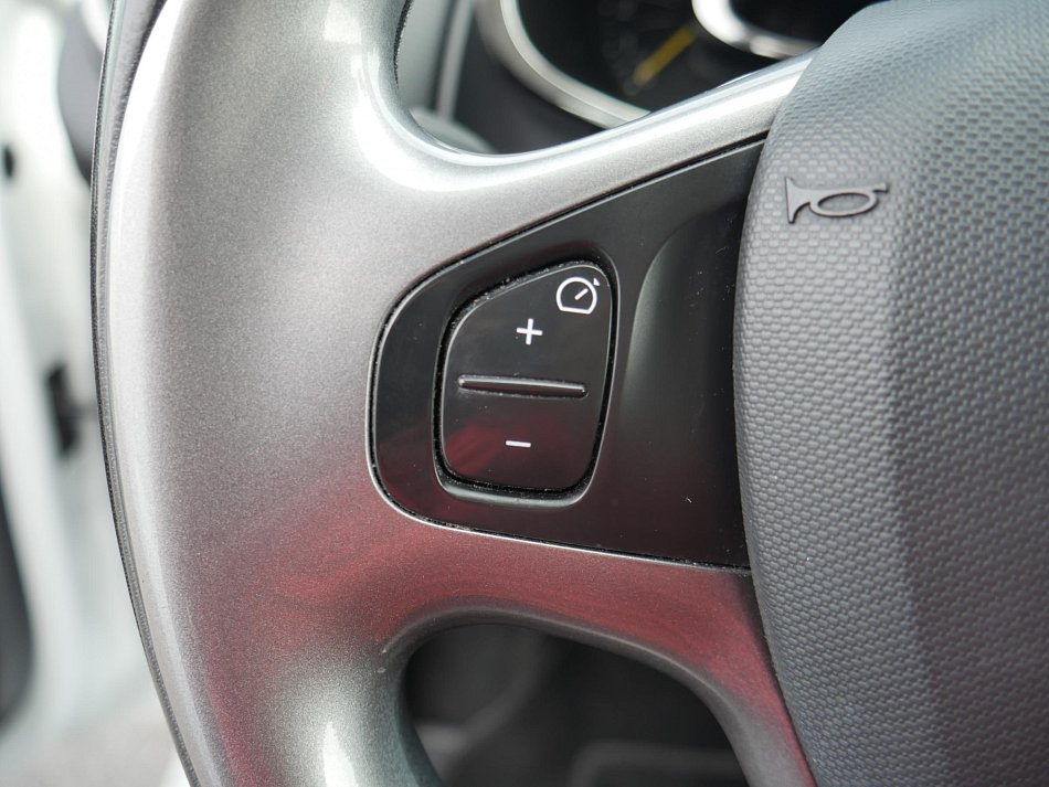 Renault Clio 1.2 16V 