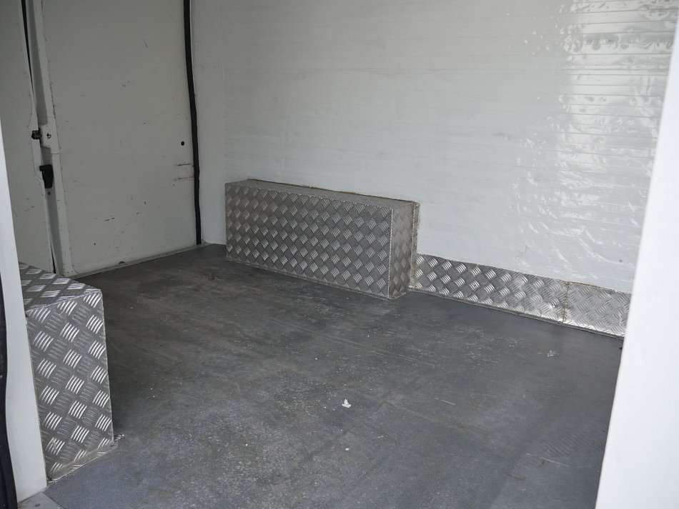 Peugeot Boxer 2.0HDi  L1H1 CHLADÍCÍ