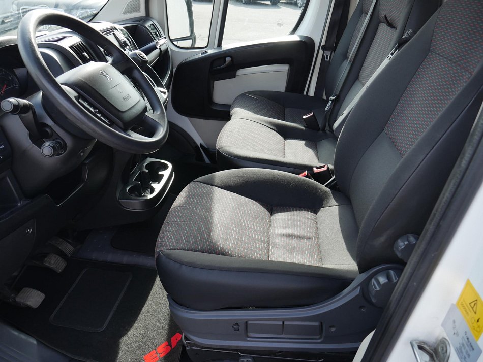 Peugeot Boxer 2.0HDi  L1H1 CHLADÍCÍ