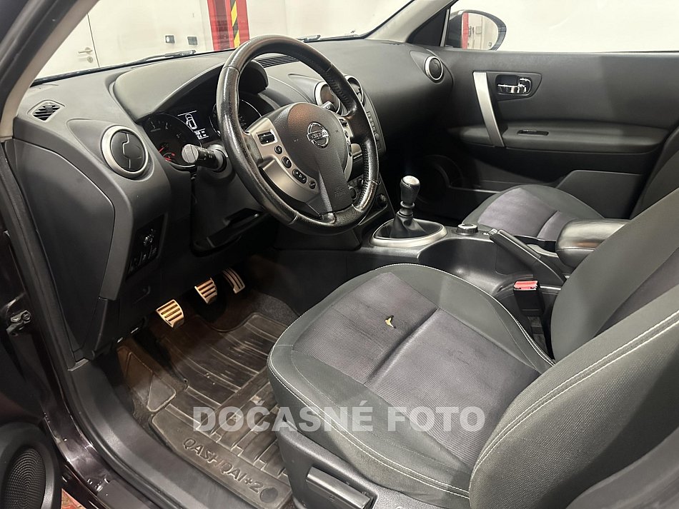 Nissan Qashqai 1.6 DCi  4x4, 7míst