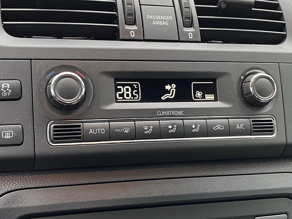 Škoda Roomster 1.2 TSi Noire