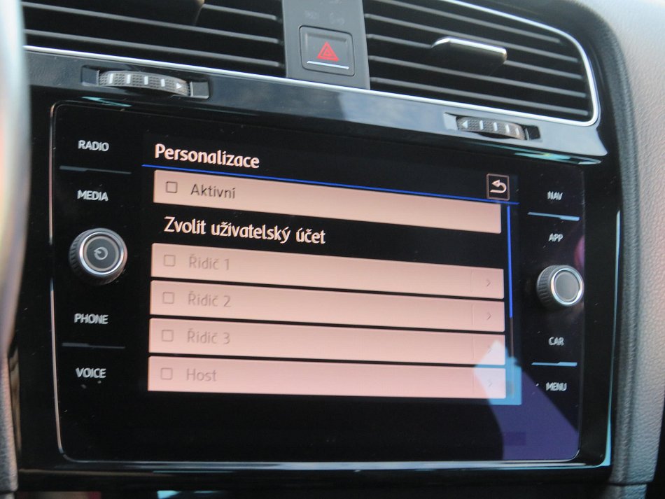 Volkswagen Golf 2.0 TDi GTD