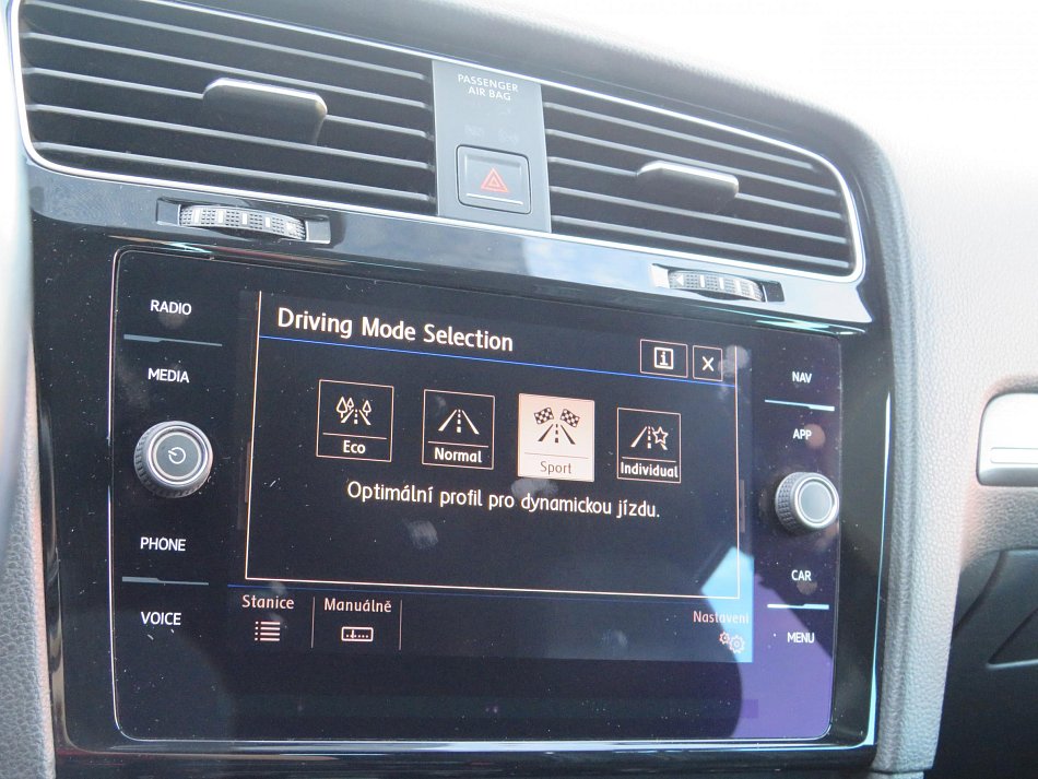 Volkswagen Golf 2.0 TDi GTD