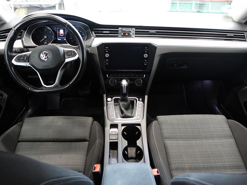 Volkswagen Passat 2.0 TDi 