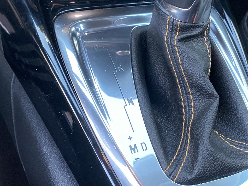 Opel Crossland X 1.2T Innovation