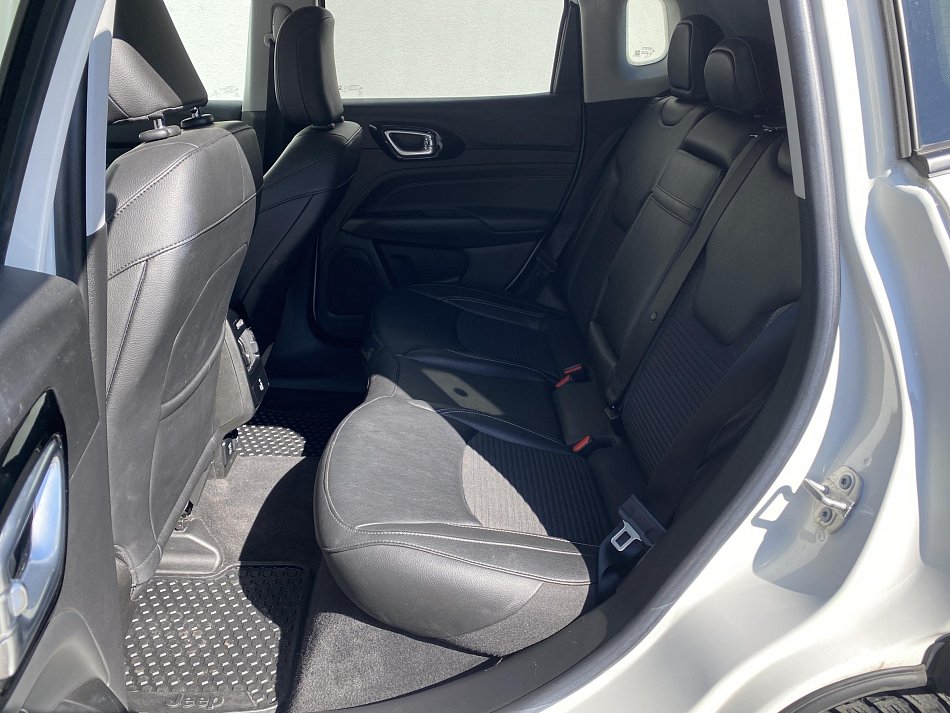 Jeep Compass 1.3 T Limited