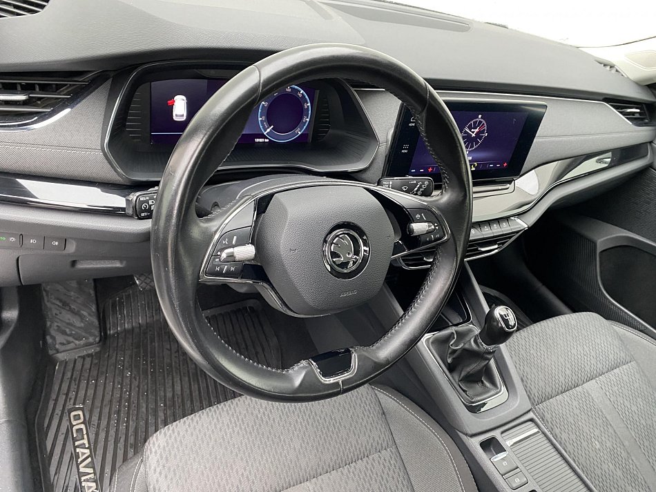 Škoda Octavia IV 2.0 TDi Style