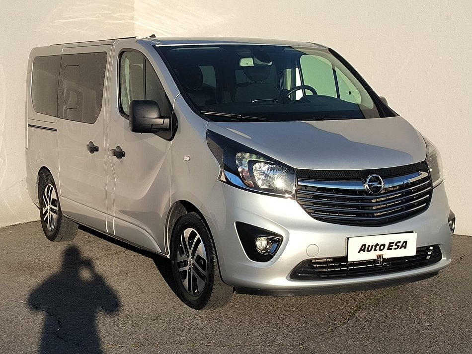 Opel Vivaro 1.6CDTi  TOUR