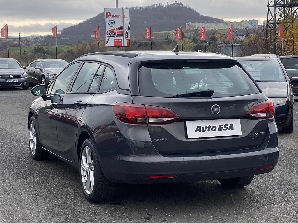 Opel Astra 1.6 CDTi 
