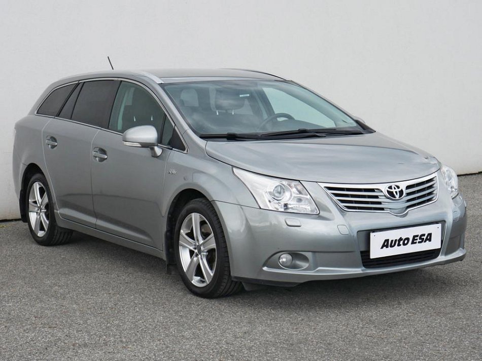 Toyota Avensis 1.8 i 