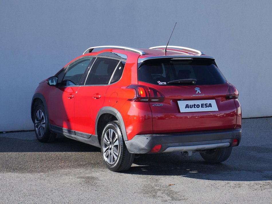 Peugeot 2008 1.2 PT Allure