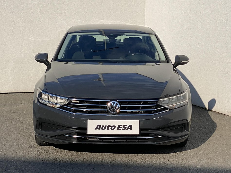 Volkswagen Passat 1.5 TSi Business