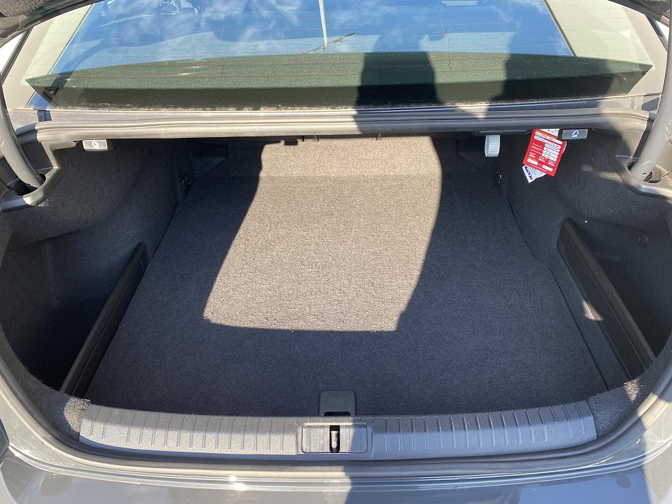 Volkswagen Passat 1.5 TSi Business