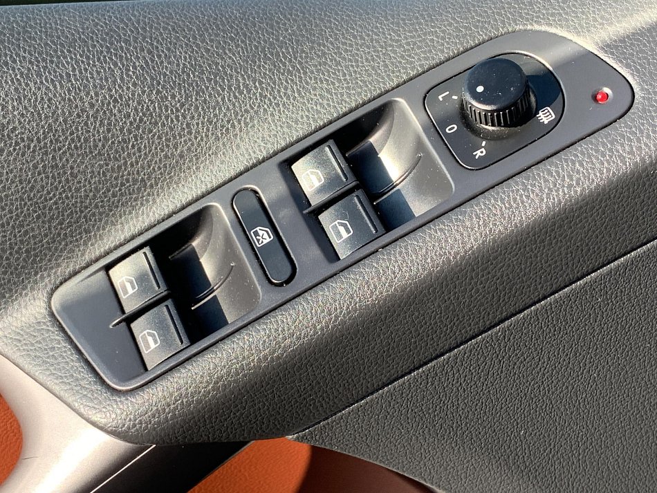 Volkswagen Tiguan 2.0TSi  4x4