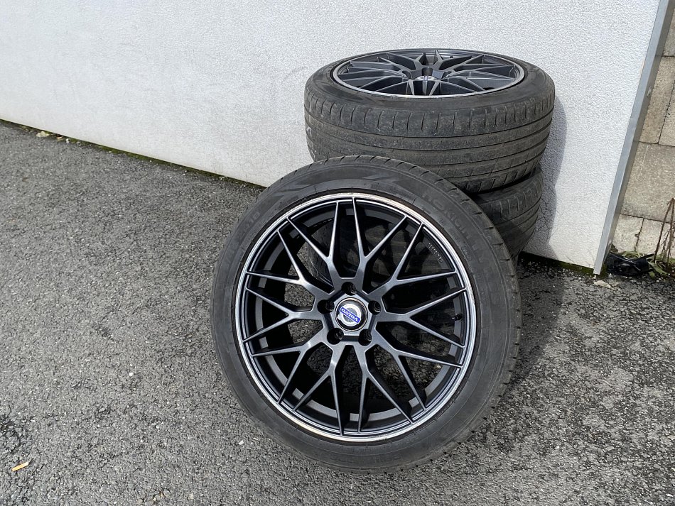 Volvo V40 2.0 D3 Cross Country