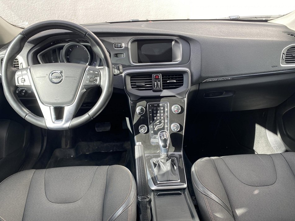 Volvo V40 2.0 D3 Cross Country