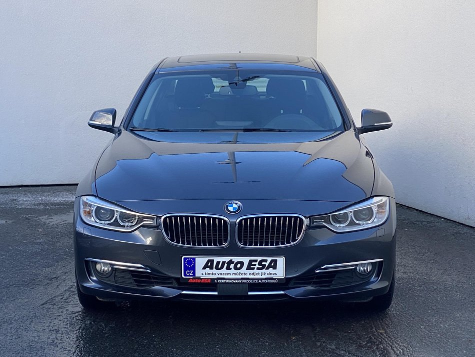 BMW Řada 3 2.0 LuxuryLine 328 i