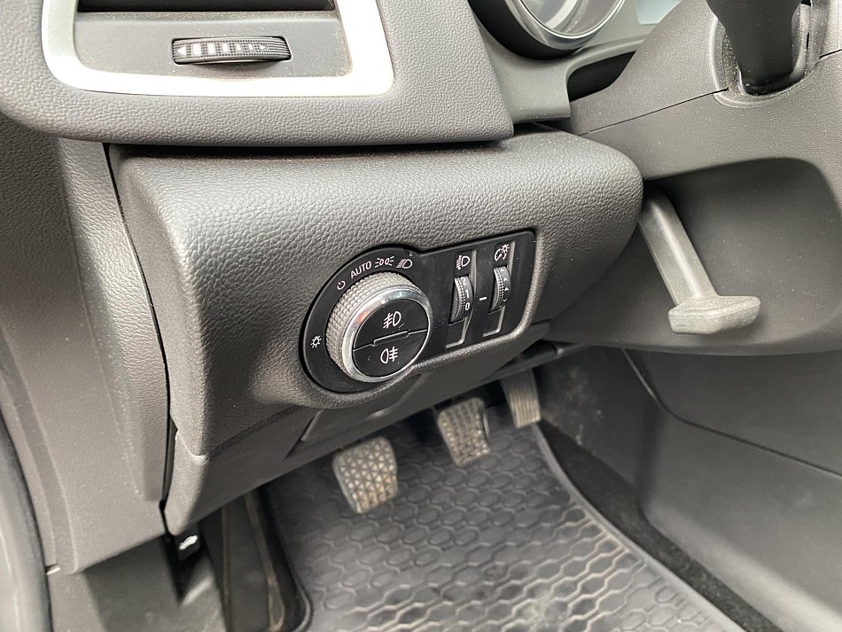 Opel Astra 1.4 T Active