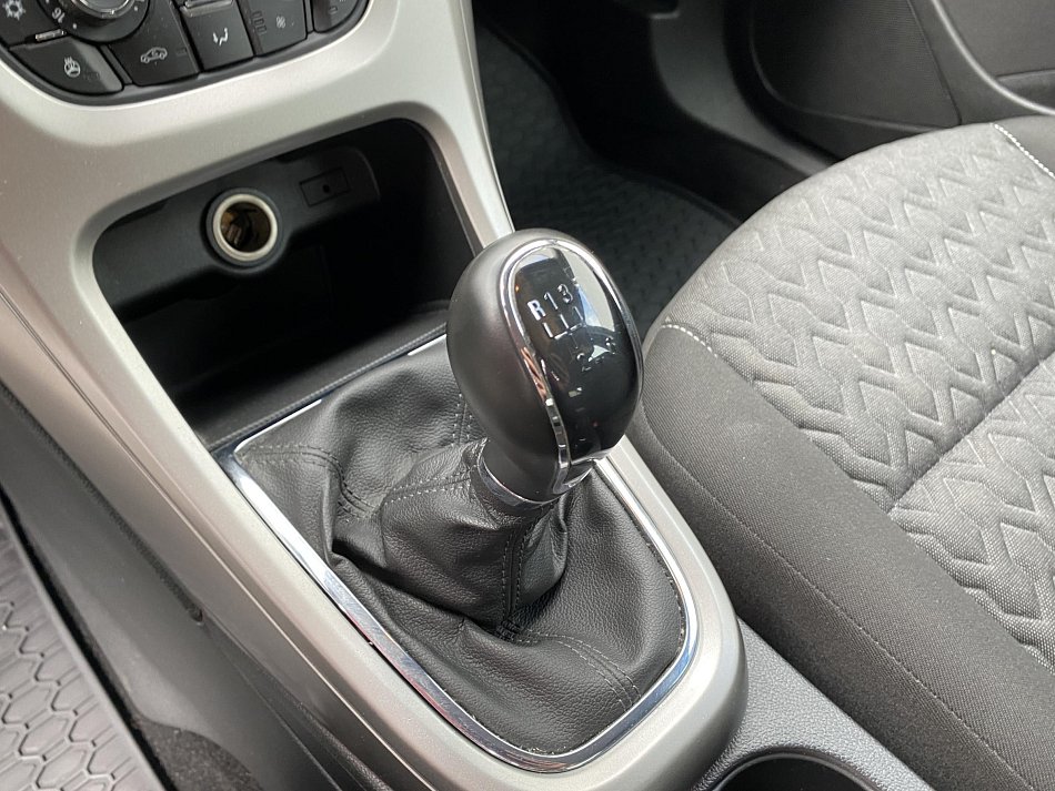 Opel Astra 1.4 T Active