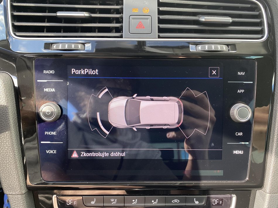 Volkswagen Golf 1.5 TSi Join