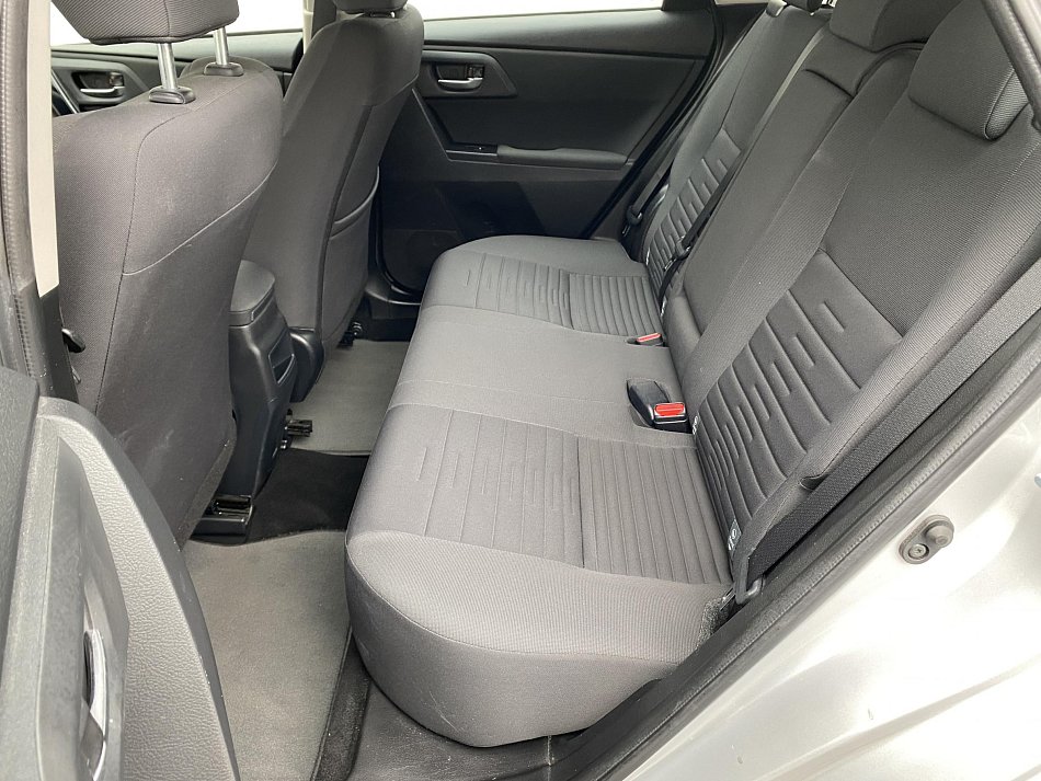 Toyota Auris 1.6 D-4D 