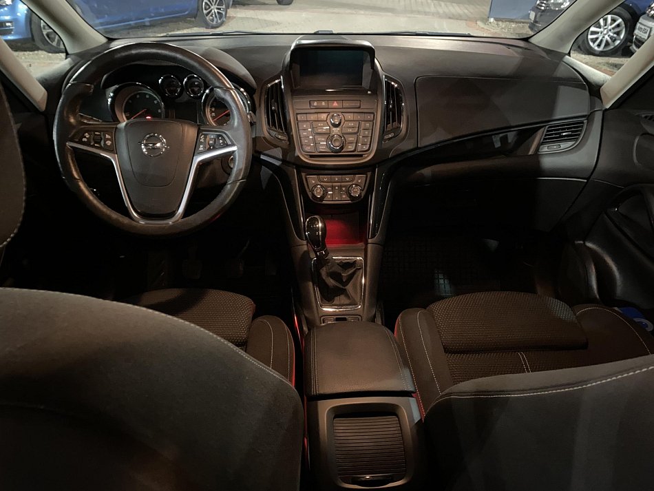 Opel Zafira 2.0 CDTi 