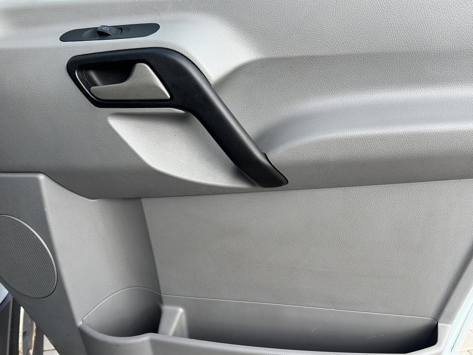 Volkswagen Crafter 2.0TDi  L2H1