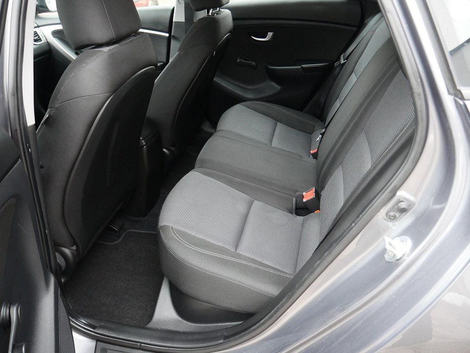 Hyundai I30 1.6 CRDi 