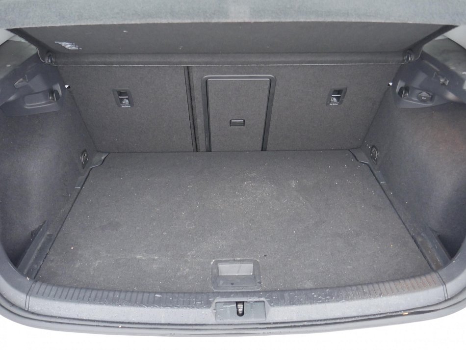 Volkswagen Golf 1.2 TSI 