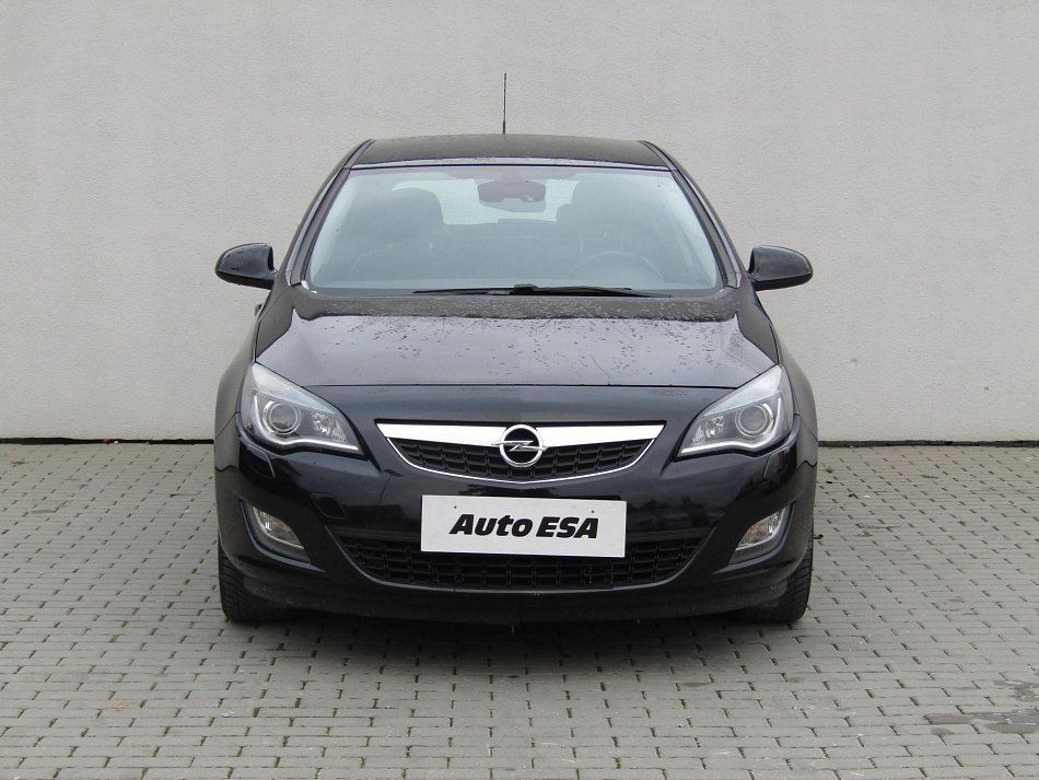 Opel Astra 1.4T Cosmo