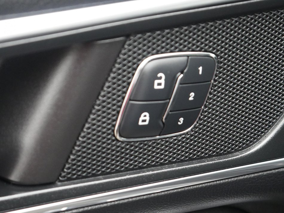 Ford S-MAX 2.0 TDCi  7míst