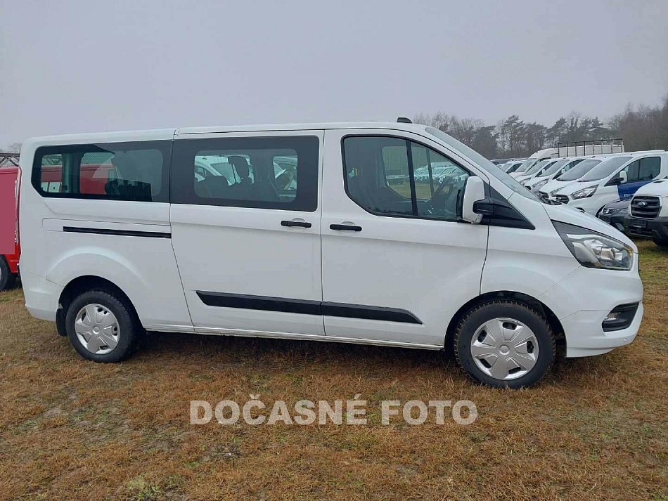 Ford Transit Custom 2.0TDCi Trend L2 9míst