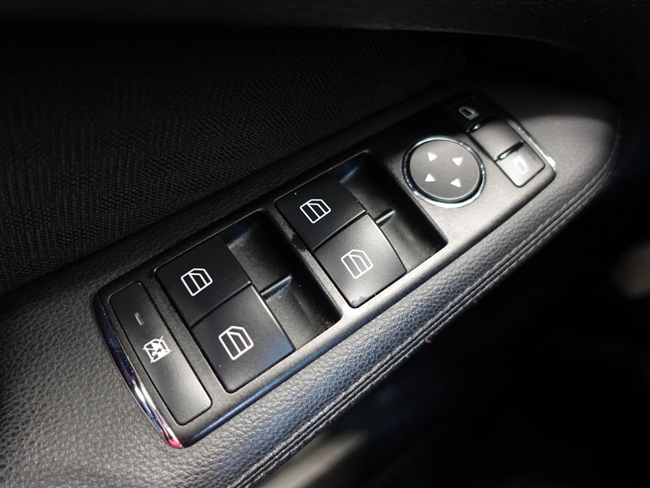 Mercedes-Benz Třída E 2.2 CDi  E 220