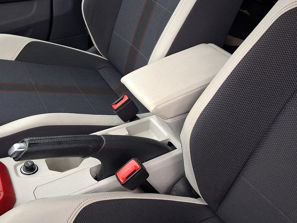 Volkswagen Polo 1.0 TSi Beats