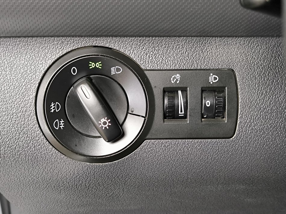 Volkswagen Caddy 1.6TDi  MAXi 7míst