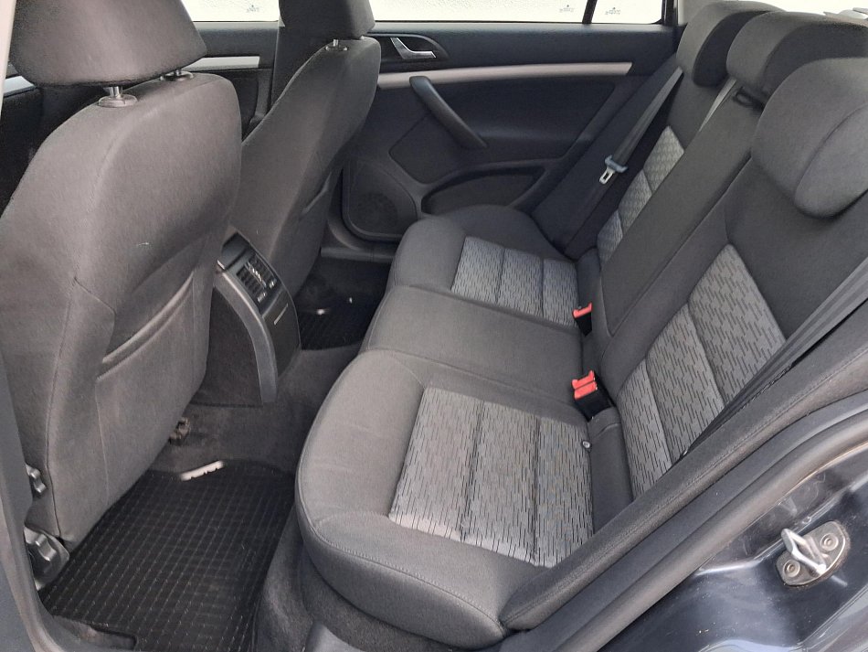 Škoda Octavia II 1.6 TDi Ambiente